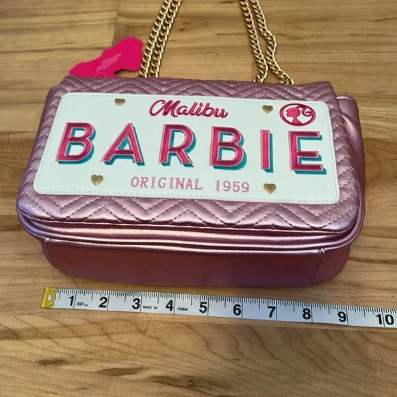 🆕 Malibu Barbie Purse w/gold chain - NWT - Picture 7 of 10